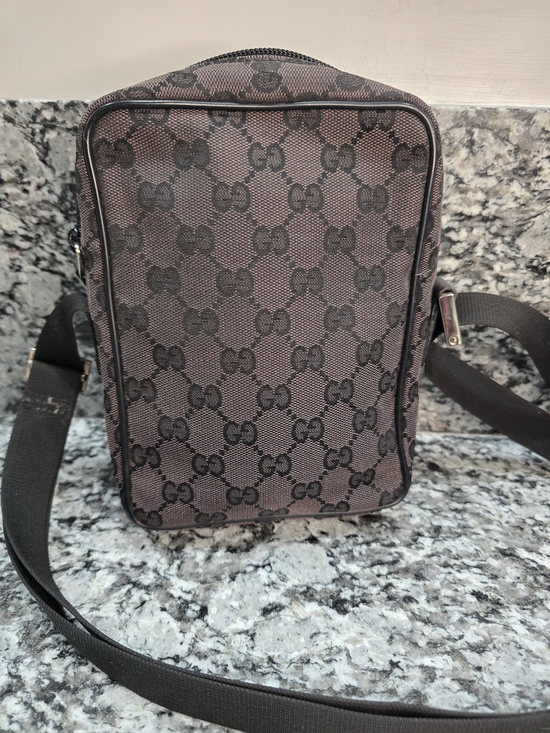 Gucci Handbags - EUC Gucci Brown GG Canvas Small Crossbody Bag
